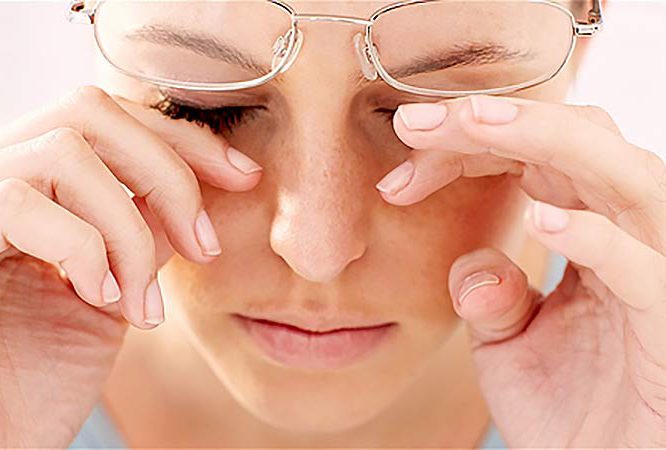 عوارض خطرناک استفاده از عینک نامناسب بر چشم