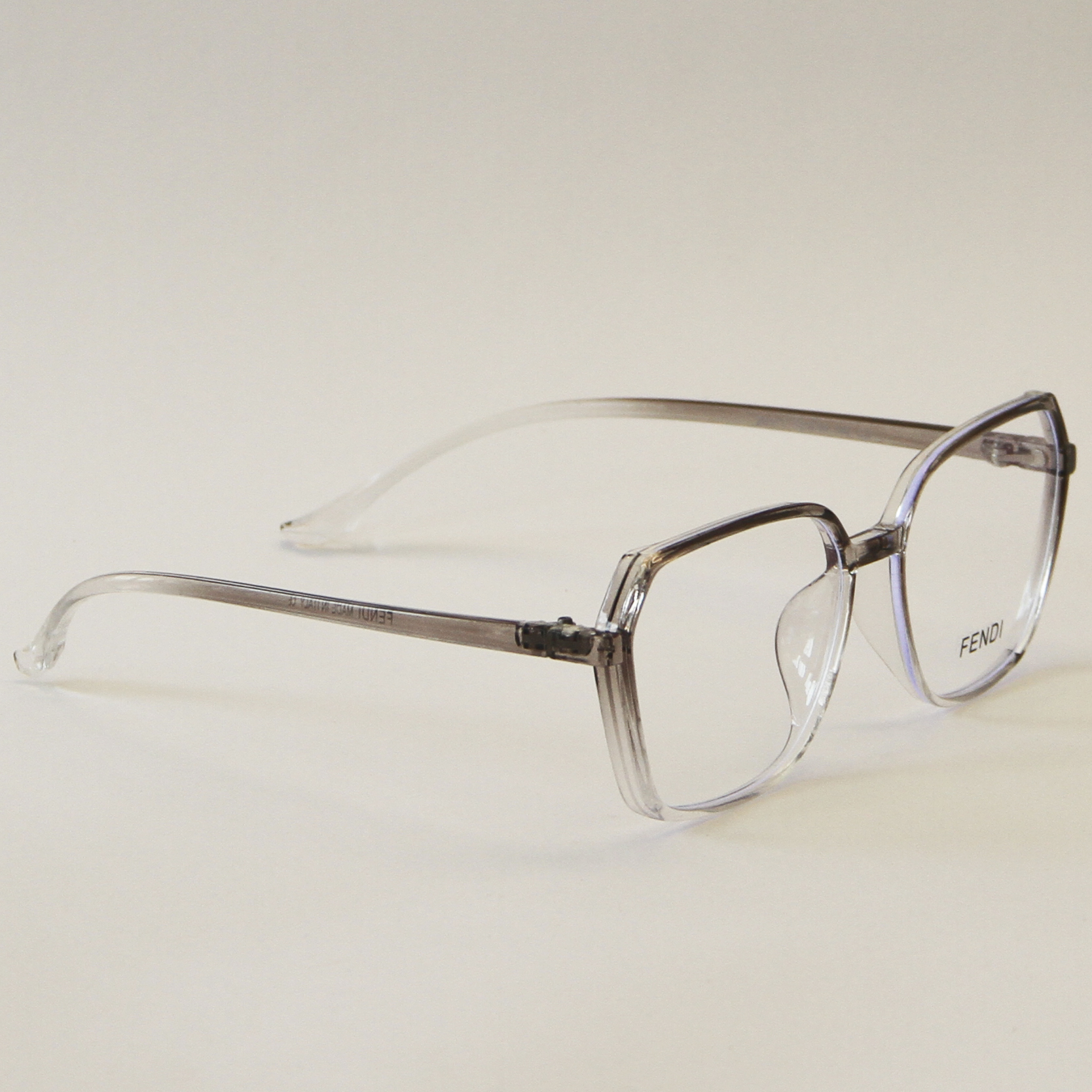 عینک طبی زنانه fendi مدل 20312